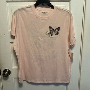 Rebellious one tee